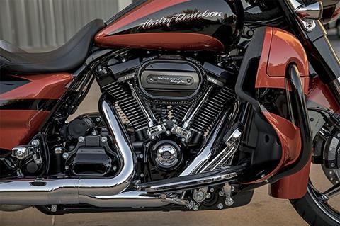 2017 Harley-Davidson CVO™ Street Glide® in Scott, Louisiana - Photo 3