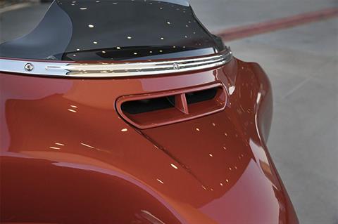 2017 Harley-Davidson CVO™ Street Glide® in Scott, Louisiana - Photo 14