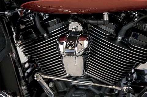 2017 Harley-Davidson CVO™ Street Glide® in Scott, Louisiana - Photo 9