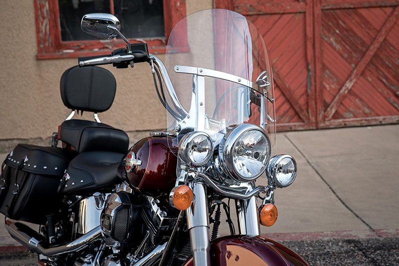 2017 Harley-Davidson Heritage Softail® Classic 5