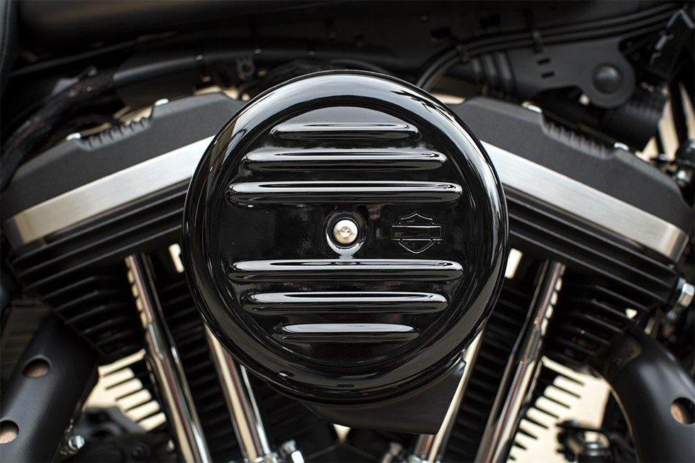 2017 Harley-Davidson Iron 883™ in Omaha, Nebraska - Photo 12