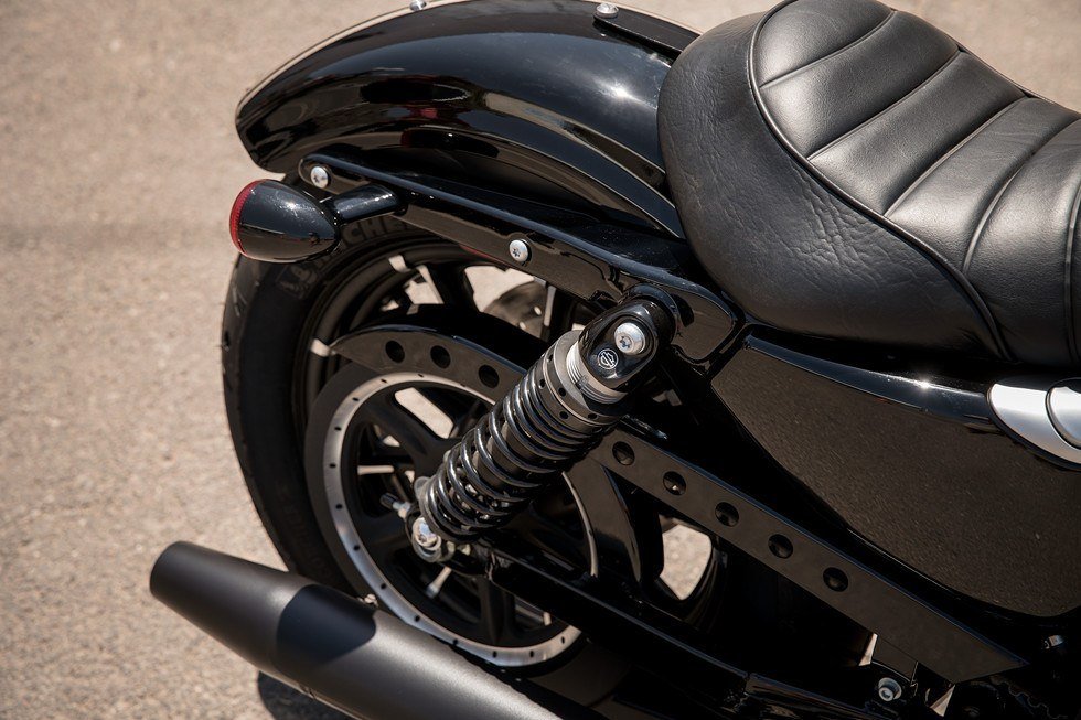 2017 Harley-Davidson Iron 883™ in Omaha, Nebraska - Photo 14