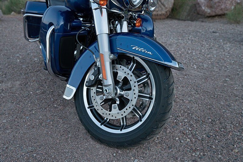 2017 Harley-Davidson Electra Glide® Ultra Classic® 7