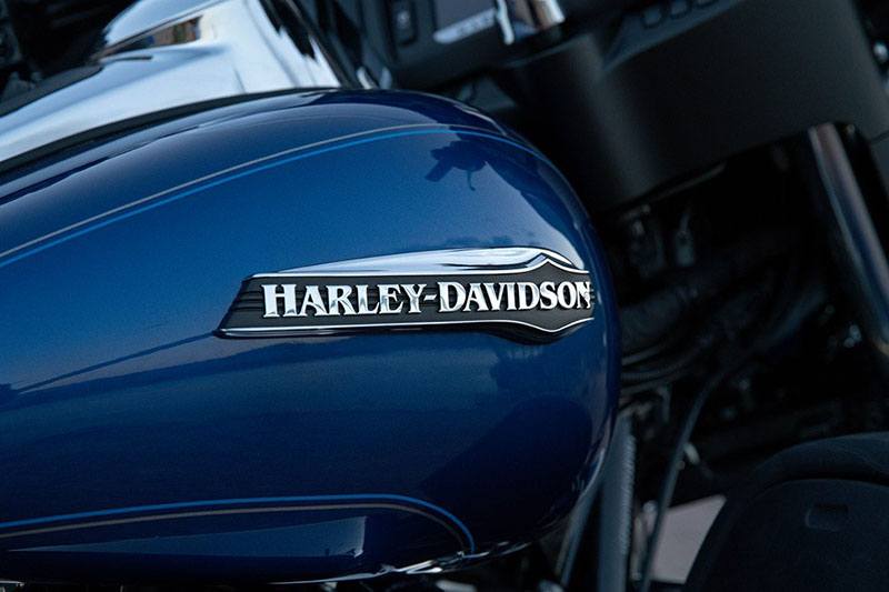 2017 Harley-Davidson Electra Glide® Ultra Classic® 8