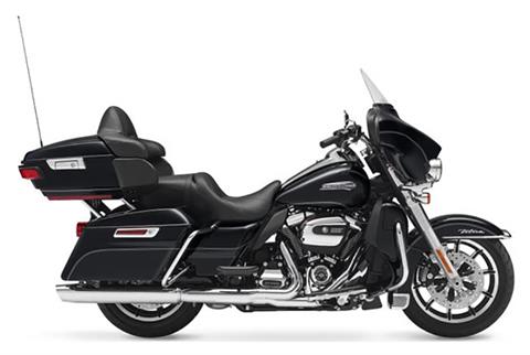 2017 Harley-Davidson Electra Glide® Ultra Classic® in Dubuque, Iowa - Photo 1