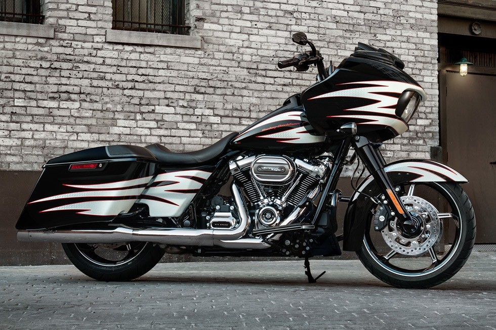 2017 Harley-Davidson Road Glide® in Slidell, Louisiana - Photo 2