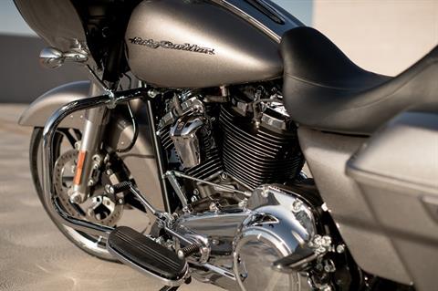 2017 Harley-Davidson Road Glide® in Slidell, Louisiana - Photo 6