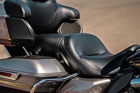 2017 Harley-Davidson Road Glide® Ultra in Greenville, South Carolina - Photo 7