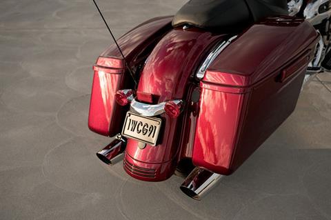 2017 Harley-Davidson Street Glide® Special in Pasadena, Texas - Photo 15