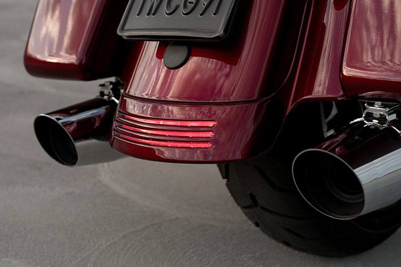 2017 Harley-Davidson Street Glide® Special in Baton Rouge, Louisiana - Photo 16