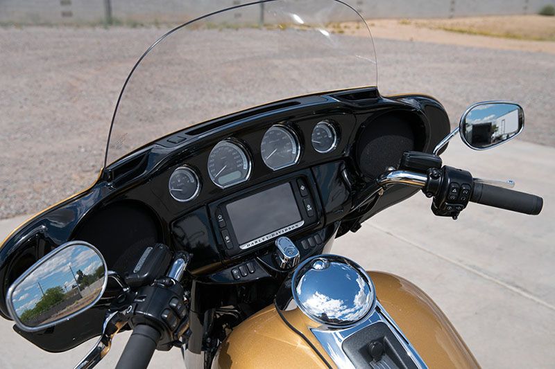 2017 Harley-Davidson Ultra Limited in West End, North Carolina - Photo 10