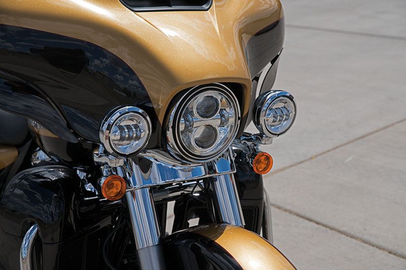2017 Harley-Davidson Ultra Limited in Greenville, South Carolina - Photo 6