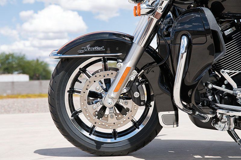 2017 Harley-Davidson Ultra Limited 9