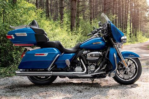 2017 Harley-Davidson Ultra Limited Low in Greenville, South Carolina - Photo 2