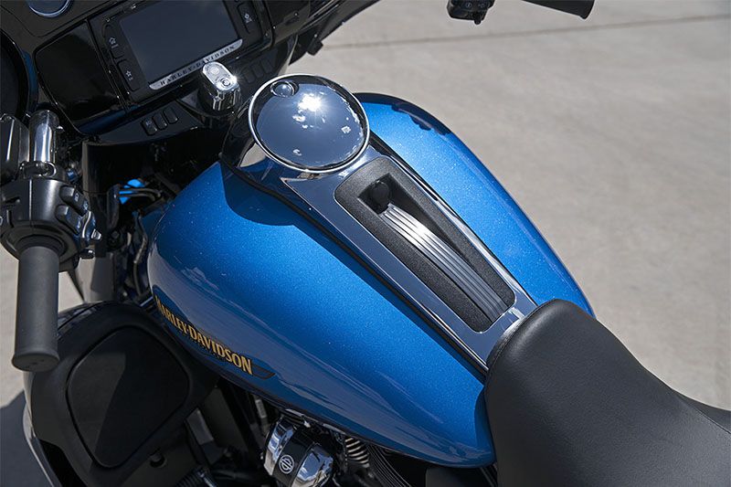 2017 Harley-Davidson Ultra Limited Low in Greenville, South Carolina - Photo 7