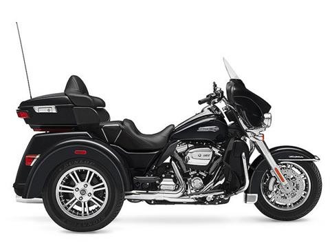 2017 Harley-Davidson Tri Glide® Ultra in Burlington, North Carolina