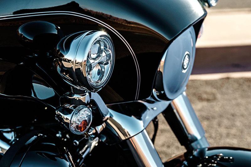 2017 Harley-Davidson Tri Glide® Ultra in Loveland, Colorado - Photo 8