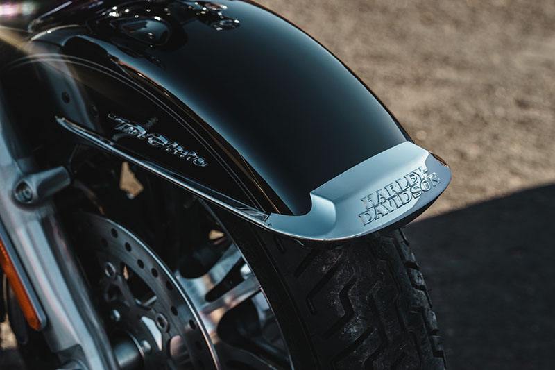 2017 Harley-Davidson Tri Glide® Ultra in Loveland, Colorado - Photo 10