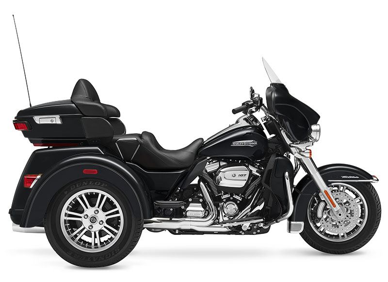 2017 Harley-Davidson Tri Glide® Ultra in Burlington, North Carolina - Photo 1