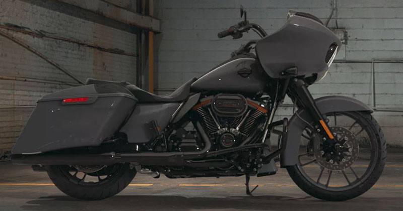 2018 Harley-Davidson CVO Road Glide® 3
