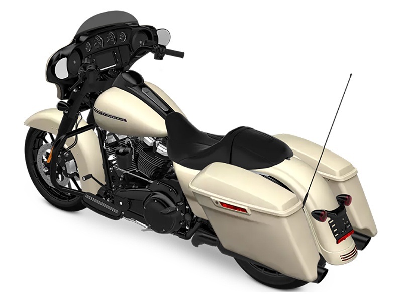 2018 Harley-Davidson Street Glide® Special in Omaha, Nebraska - Photo 7