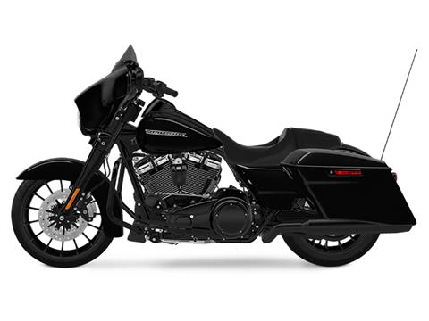 2018 Harley-Davidson Street Glide® Special in Loveland, Colorado - Photo 2