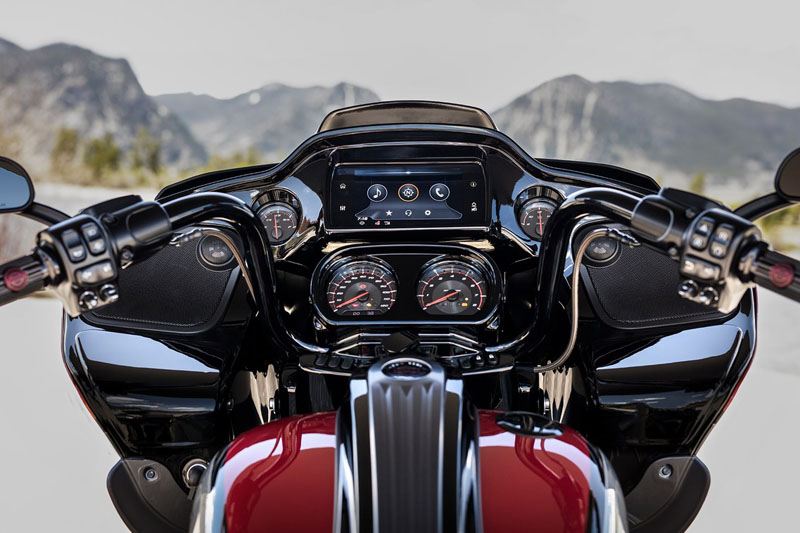 2019 Harley-Davidson CVO™ Road Glide® in San Antonio, Texas - Photo 6