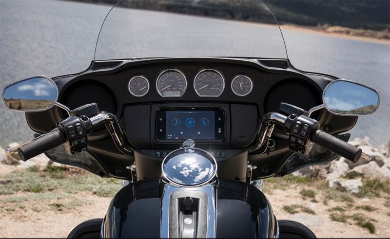 2019 Harley-Davidson Electra Glide® Ultra Classic® in Burlington, North Carolina - Photo 6