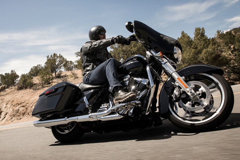 2019 Harley-Davidson Street Glide® in Omaha, Nebraska - Photo 4