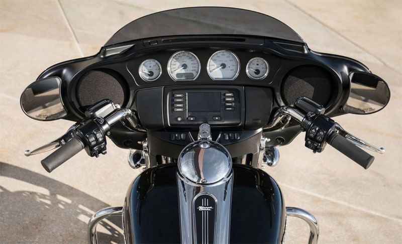 2019 Harley-Davidson Street Glide® in Omaha, Nebraska - Photo 7