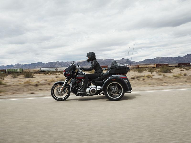 2020 Harley-Davidson CVO™ Tri Glide® in Fort Myers, Florida - Photo 16