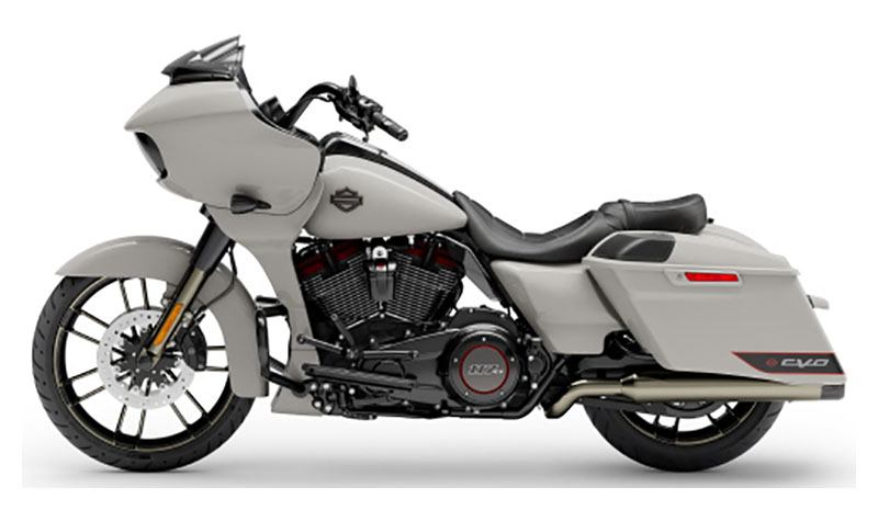 2020 Harley-Davidson CVO™ Road Glide® in Omaha, Nebraska - Photo 2