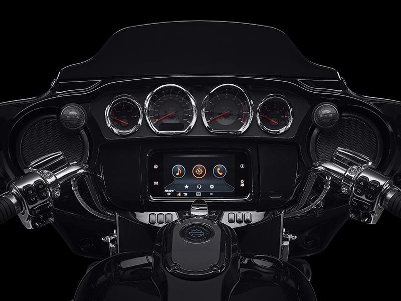 2020 Harley-Davidson CVO™ Street Glide® in Greenville, South Carolina - Photo 9
