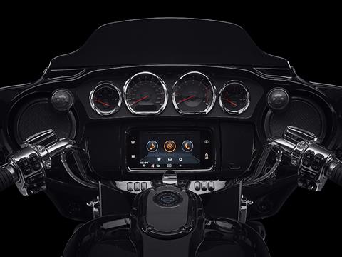 2020 Harley-Davidson CVO™ Street Glide® in Slidell, Louisiana - Photo 9