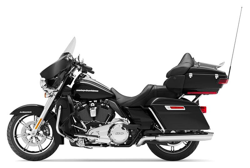 2020 Harley-Davidson Ultra Limited in Foxboro, Massachusetts - Photo 2