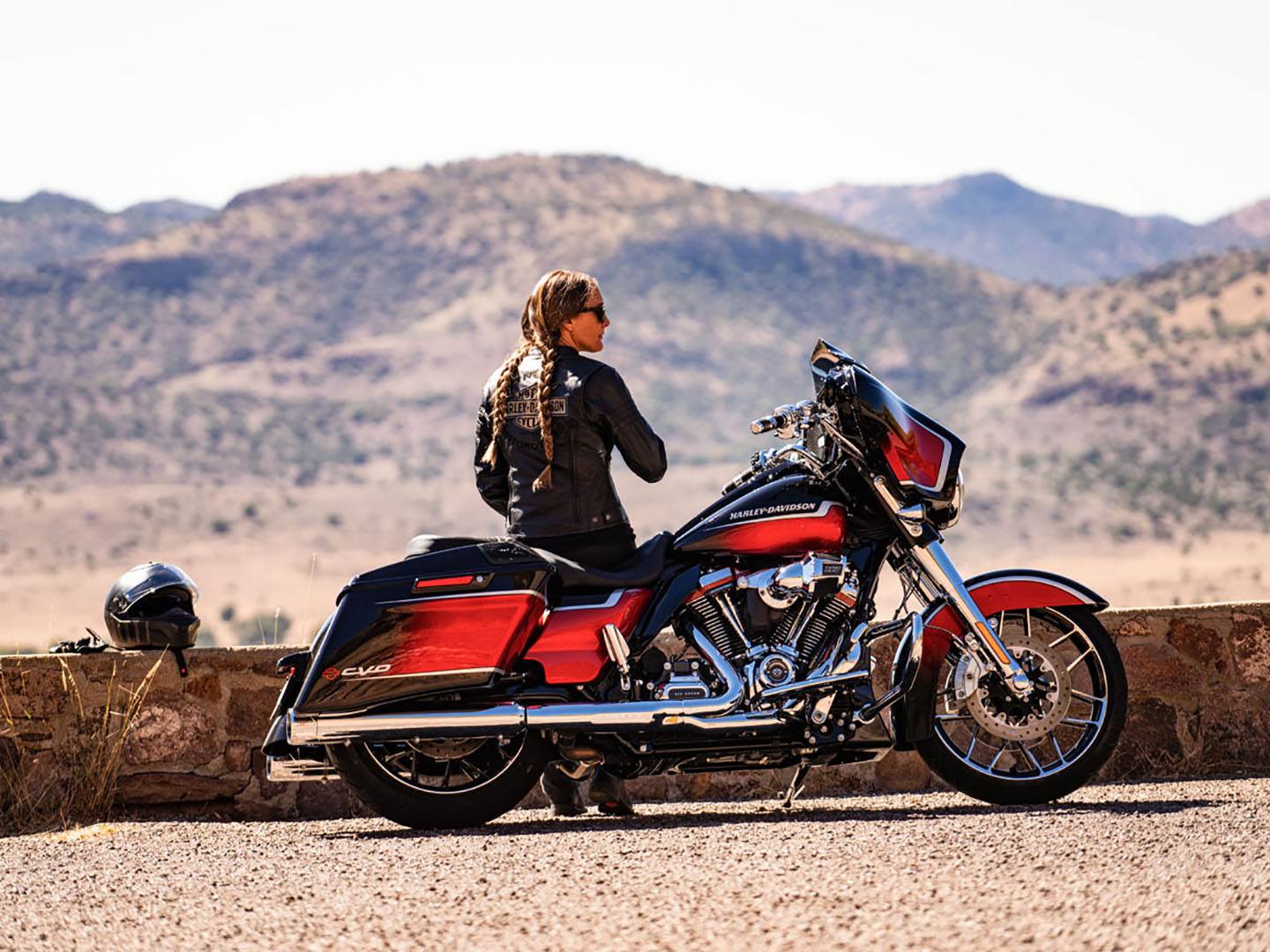 2021 Harley-Davidson CVO™ Street Glide® in San Antonio, Texas - Photo 23