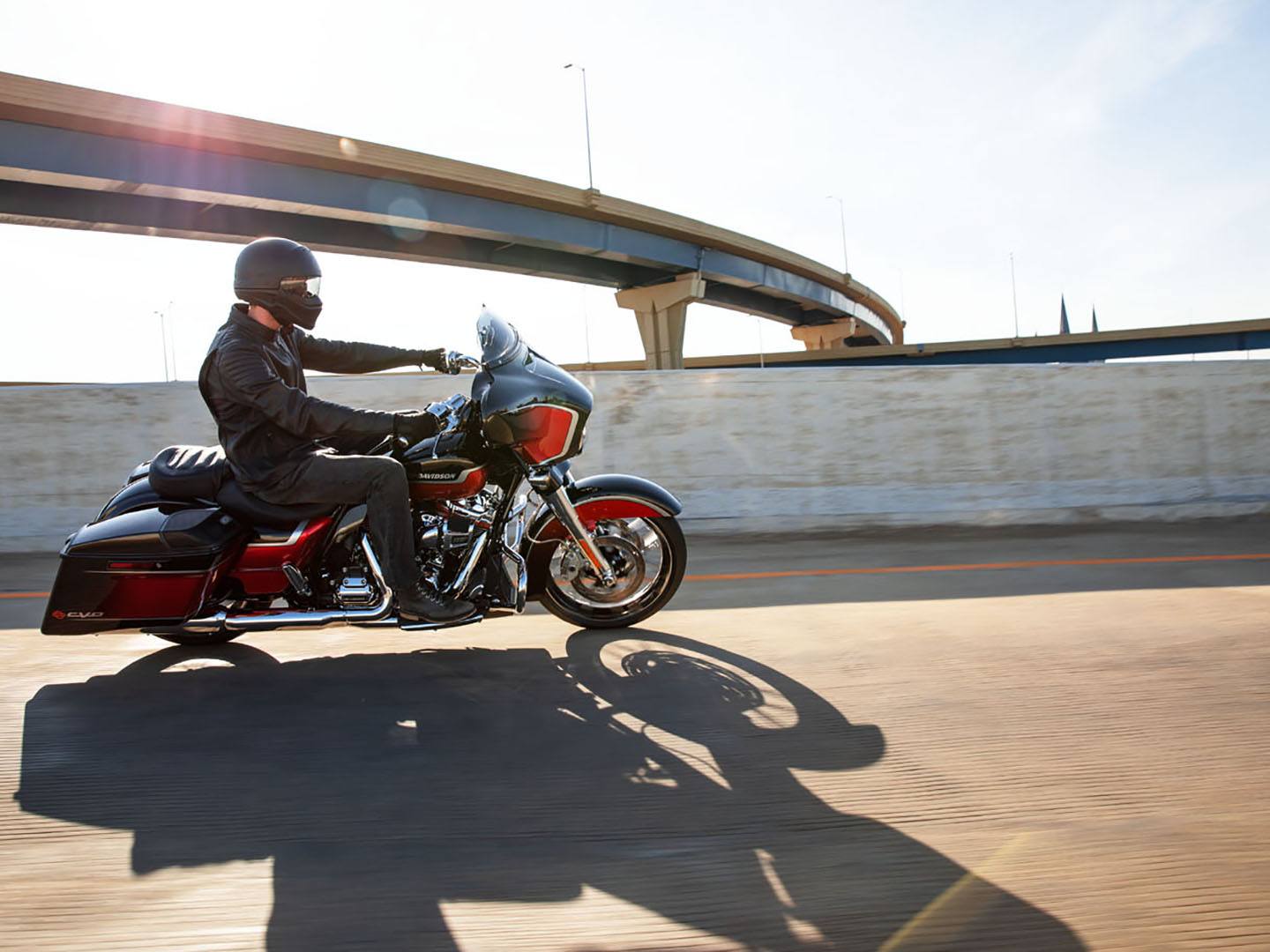 2021 Harley-Davidson CVO™ Street Glide® in San Antonio, Texas - Photo 26
