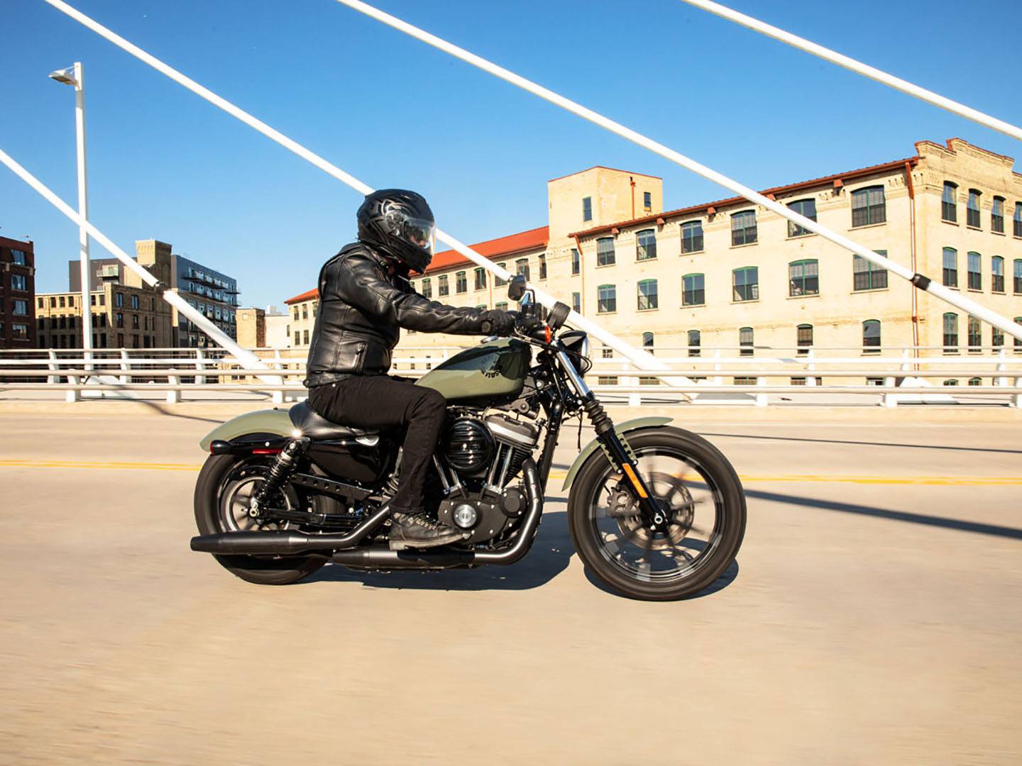 2021 Harley-Davidson Iron 883™ in Burlington, North Carolina - Photo 12