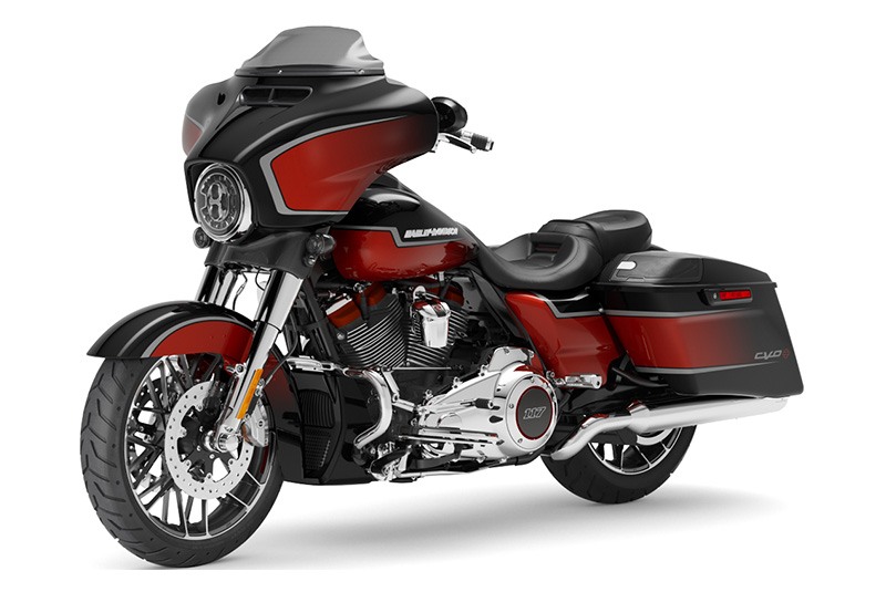 2021 Harley-Davidson CVO™ Street Glide® in San Antonio, Texas - Photo 13