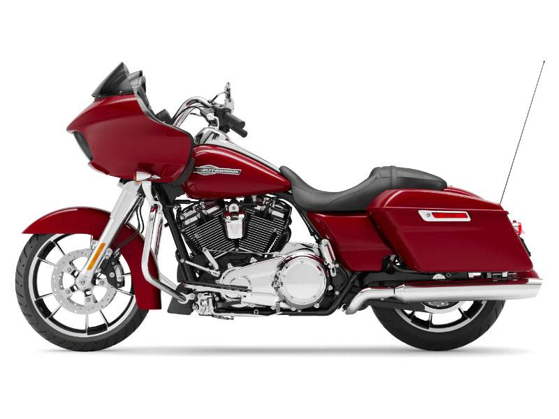 2021 Harley-Davidson Road Glide® in Pasadena, Texas - Photo 2