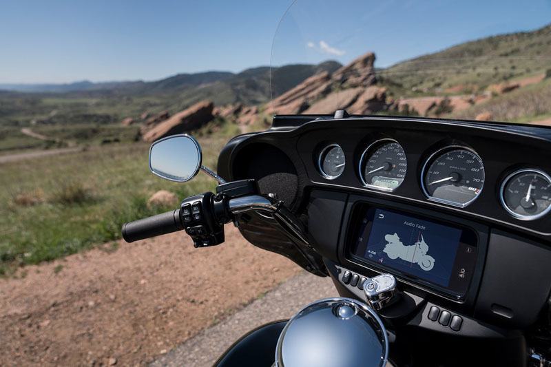 2019 Harley-Davidson Tri Glide® Ultra in Marietta, Ohio - Photo 14