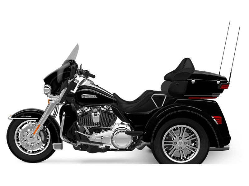 2018 Harley-Davidson Tri Glide® Ultra in Columbia, Missouri - Photo 2