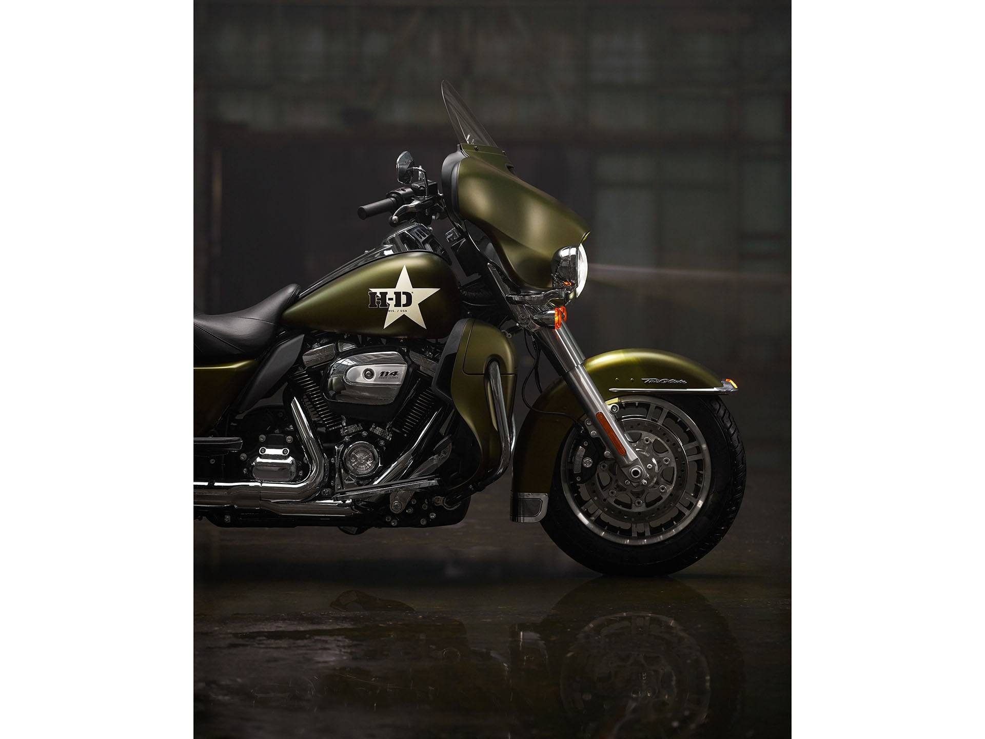 2022 Harley-Davidson Tri Glide Ultra (G.I. Enthusiast Collection) 2