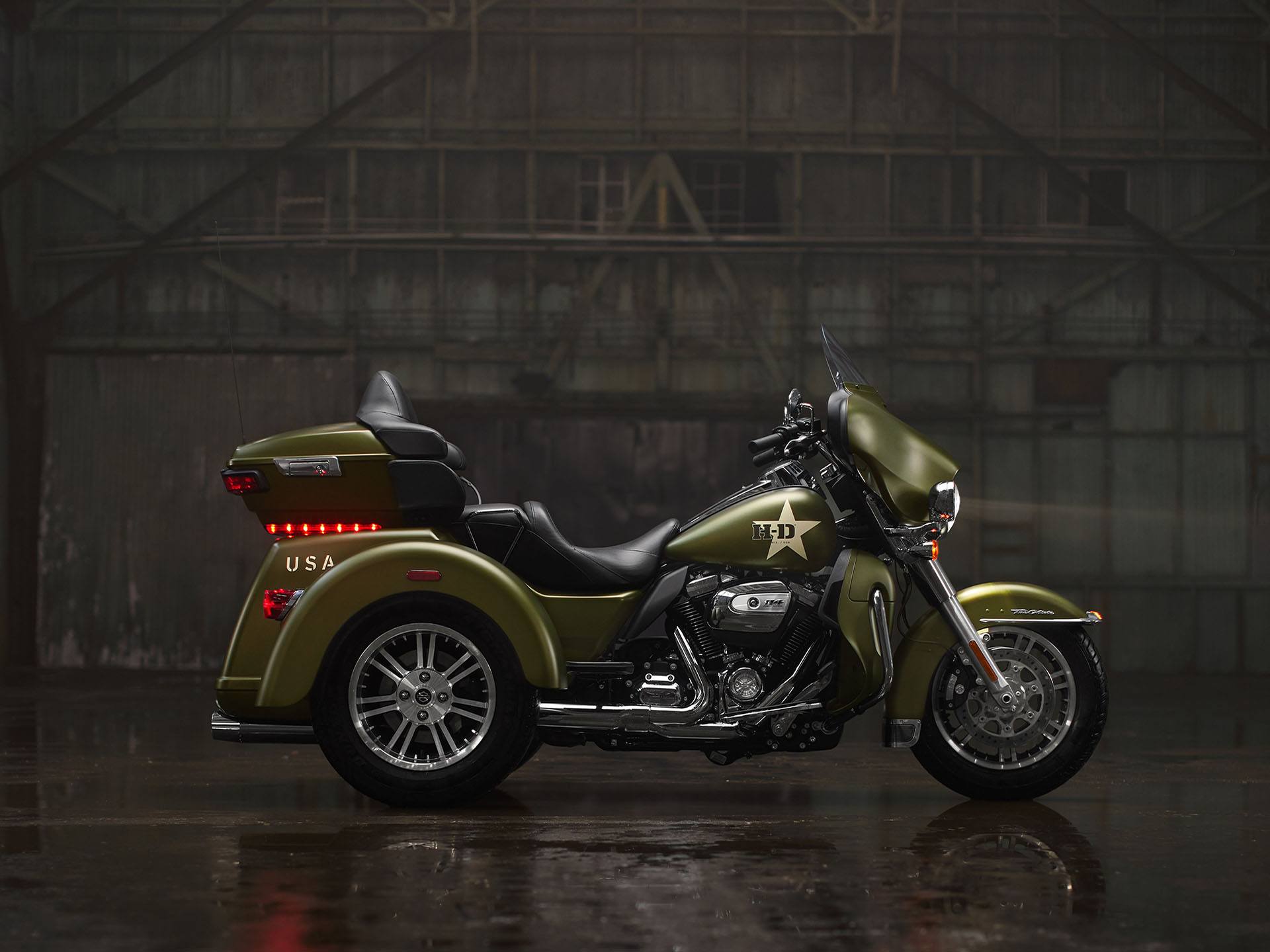2022 Harley-Davidson Tri Glide Ultra (G.I. Enthusiast Collection) 4