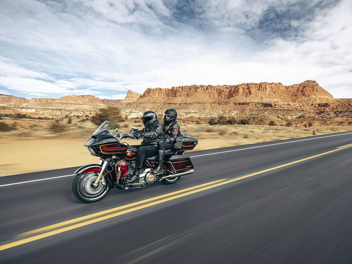 2023 Harley-Davidson CVO™ Road Glide® Limited Anniversary in Scott, Louisiana - Photo 6