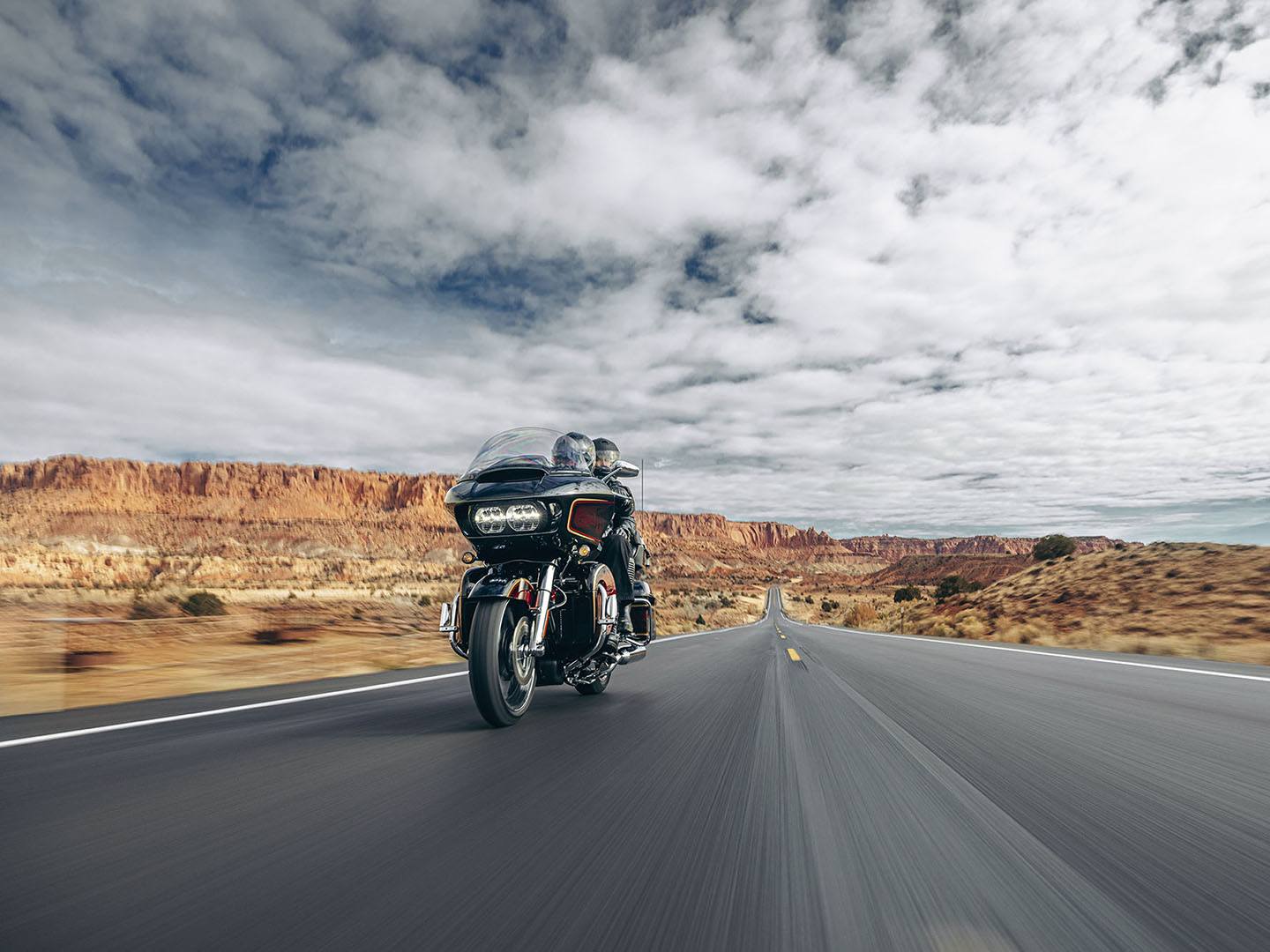 2023 Harley-Davidson CVO™ Road Glide® Limited Anniversary in Scott, Louisiana - Photo 7