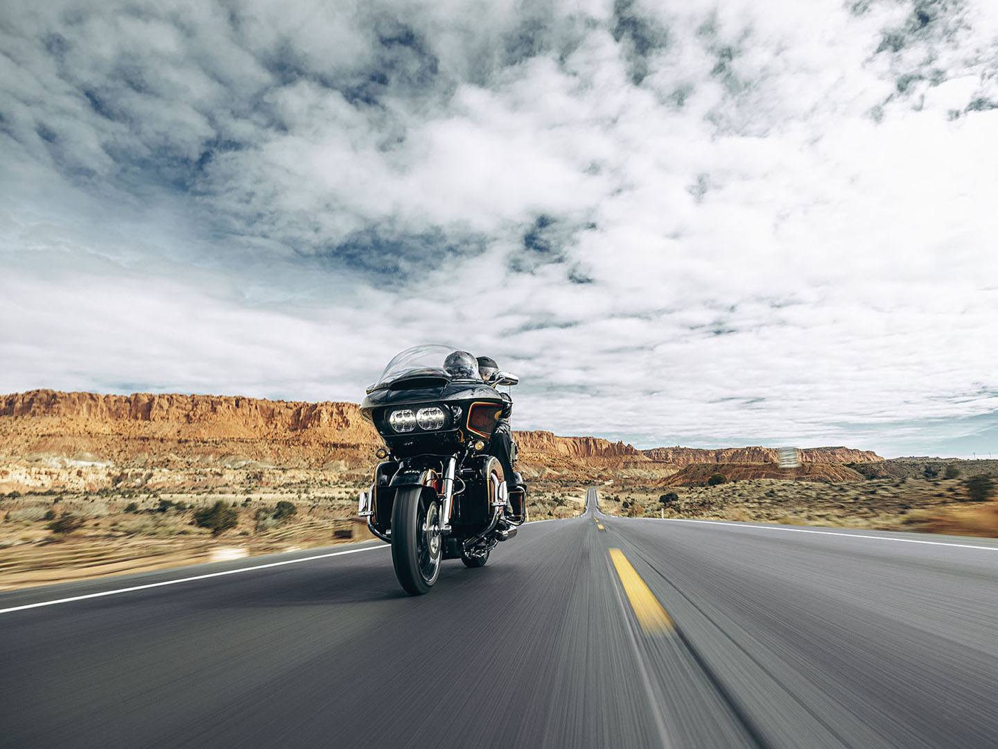 2023 Harley-Davidson CVO™ Road Glide® Limited Anniversary in Scott, Louisiana - Photo 8