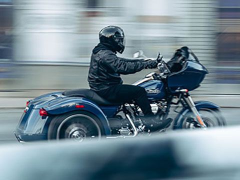 MILWAUKEE-EIGHT 114