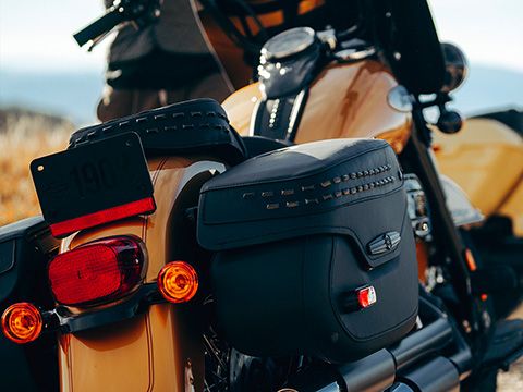 LOCKABLE AND SEALED SADDLEBAGS
