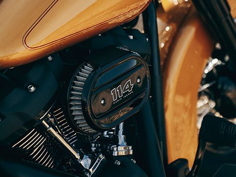 MILWAUKEE-EIGHT® V-TWIN ENGINE